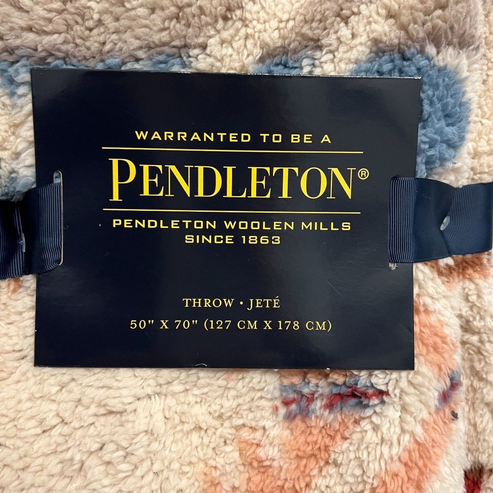 NWT Pendleton White Sands Sherpa Fleece 50x70 Aztec Throw Blanket Southwest - Picture 8 of 9